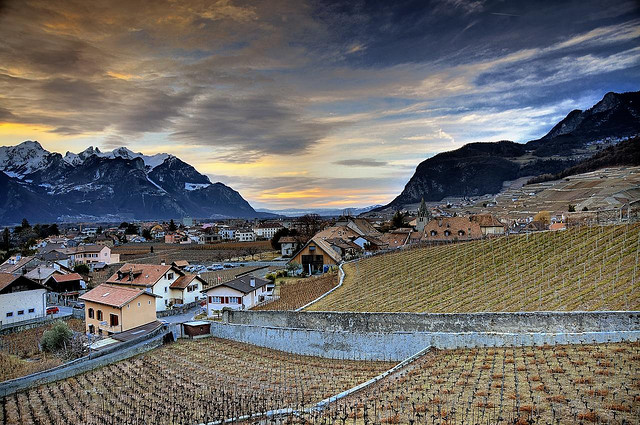 Самый красивый замок Швейцарии: Замок Эгль